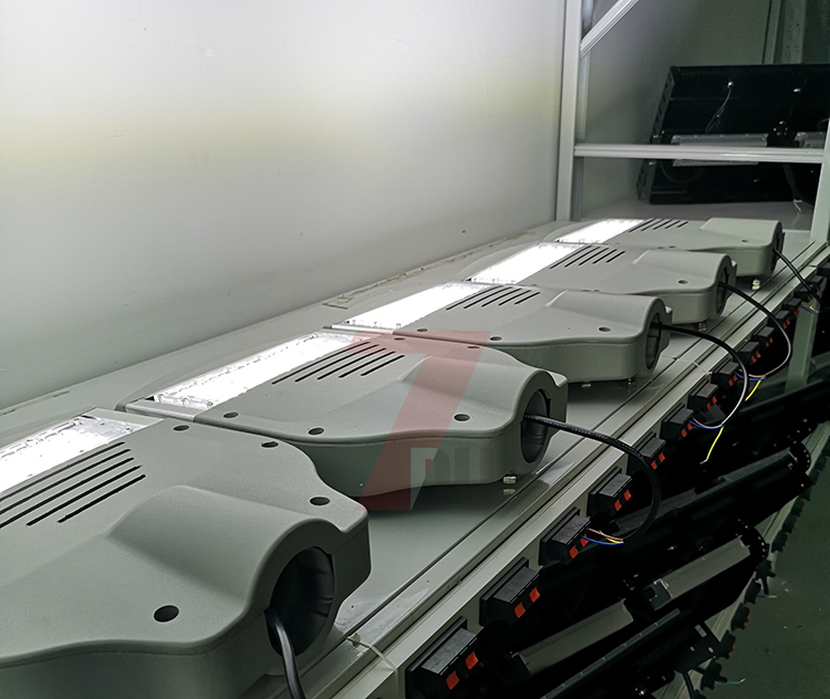40W-60W LED路灯灯具老化实拍(91香蕉视频在线下载照明)